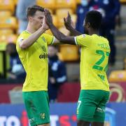 Christoph Zimmermann and Alex Tettey have backed Daniel Farke to get Leeds promoted